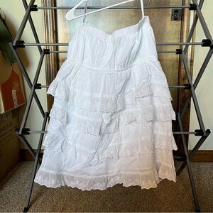 Rue21 white size small peasant skirt, lace edges